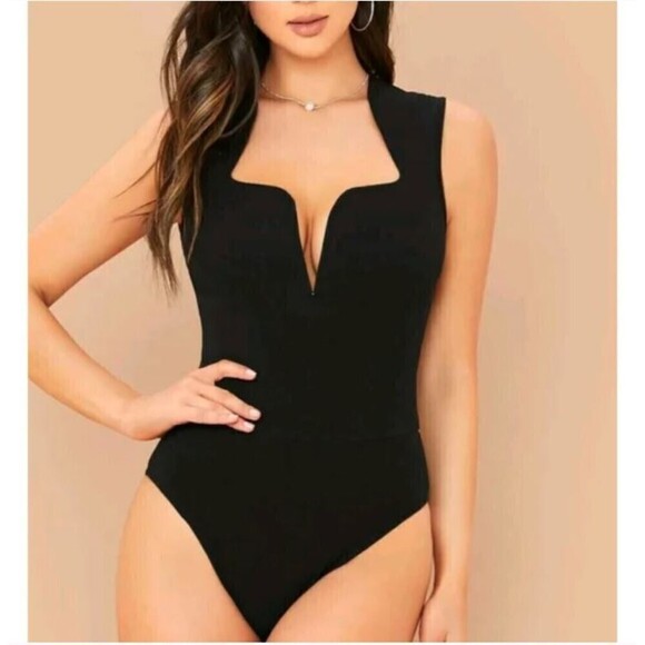 Shein Black Bae Notched Neck Solid Plunge V Neck Sleeveless Bodysuit Size Small - Picture 1 of 12